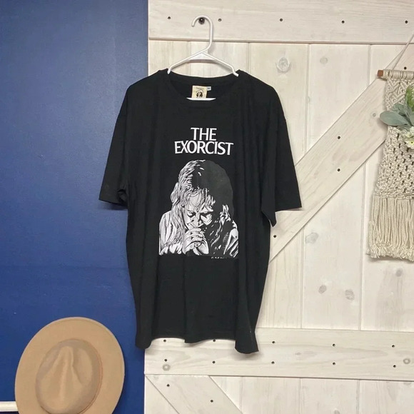 The Exorcist Graphic Tee on Captain Boot Tee XL NWOT - Picture 1 of 4